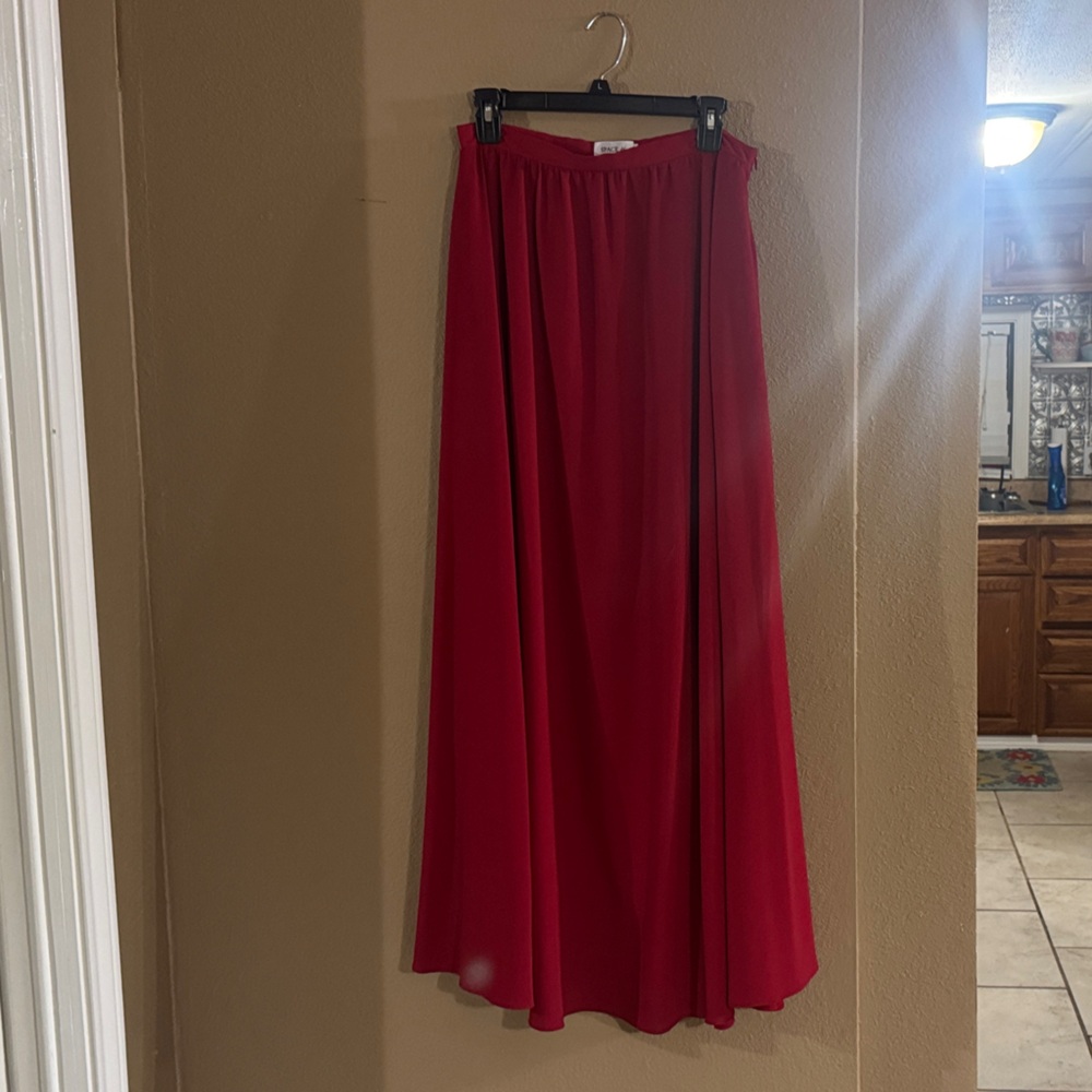 Elegant Red Women's Skirt